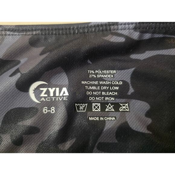 Zyia Active grey shiny camouflage camo athletic capri w pockets - 6-8 / medium - Picture 4 of 7